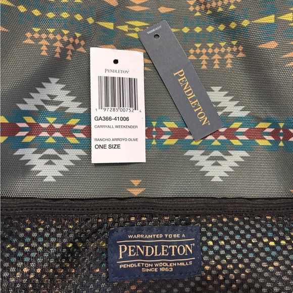 Pendleton RANCHO ARROYO EXPLORER CARRYALL WEEKENDER - NEW, tags included - Picture 4 of 10